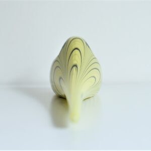 Tourterelle d'Istanbul jaune en verre par Meral Deger