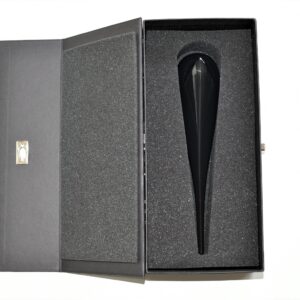 Tourterelle d'Istanbul noire en verre par Meral Deger
