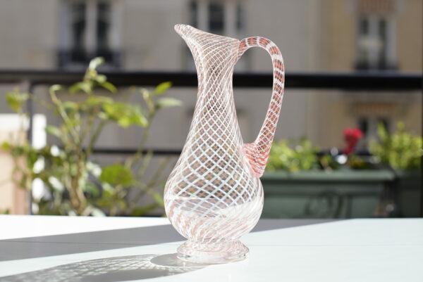 Carafe style "cesm-i bulbul" en rouge et rose