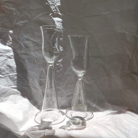 Les verres à vin "Lovers" en verre soufflé à la main par Edetri